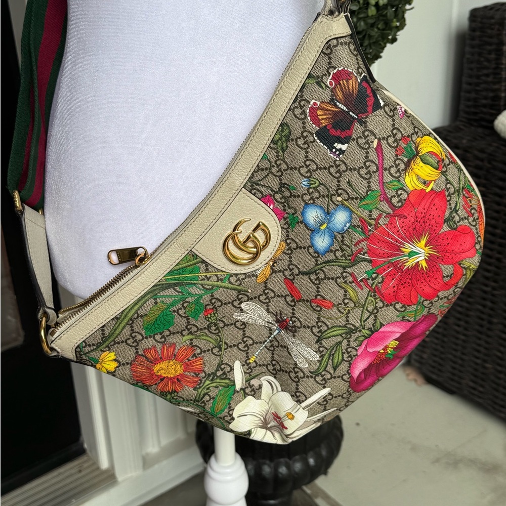Gucci 626509 Floral Multicolor GG Supreme Canvas Shoulder Bag Crossbody